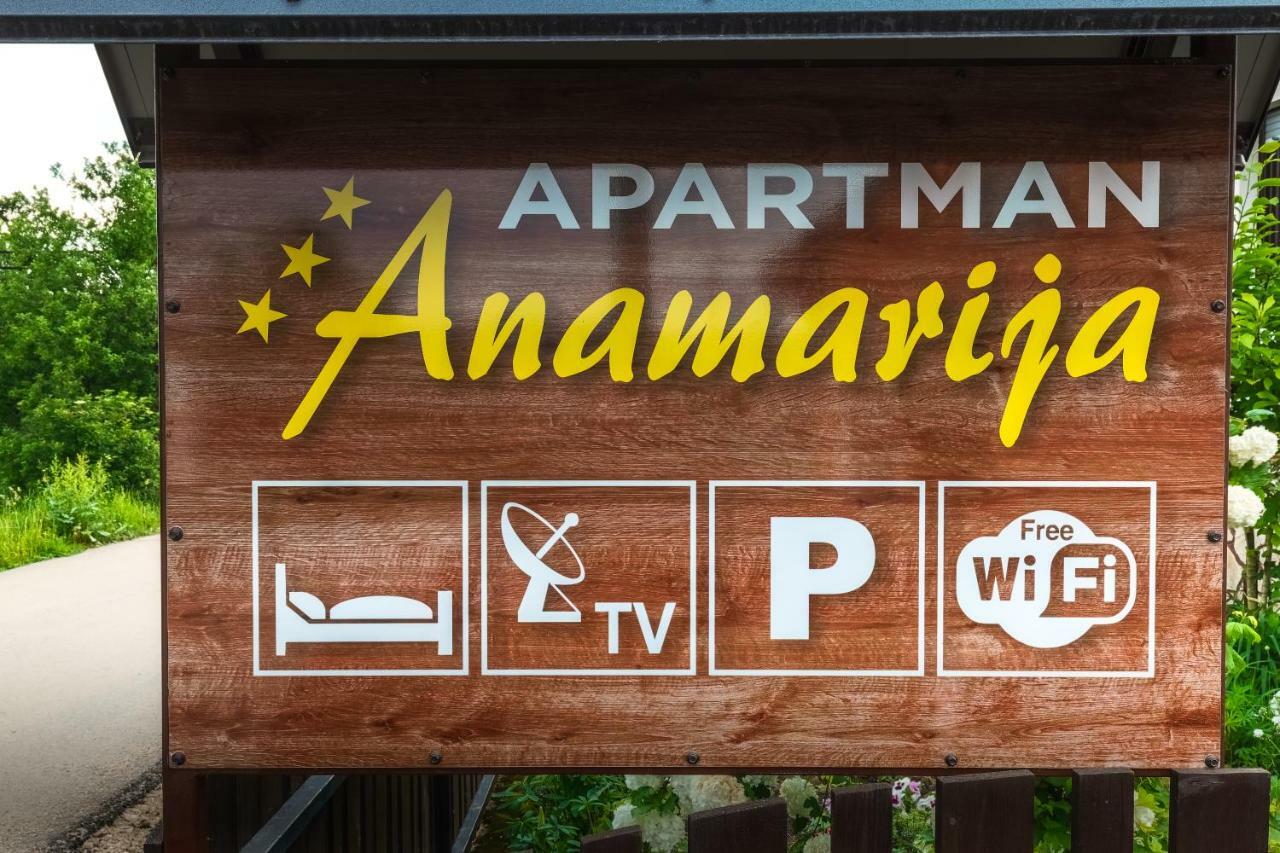 Anamarija Apartments Self Check In, Check Out Licko Petrovo Selo Exterior foto