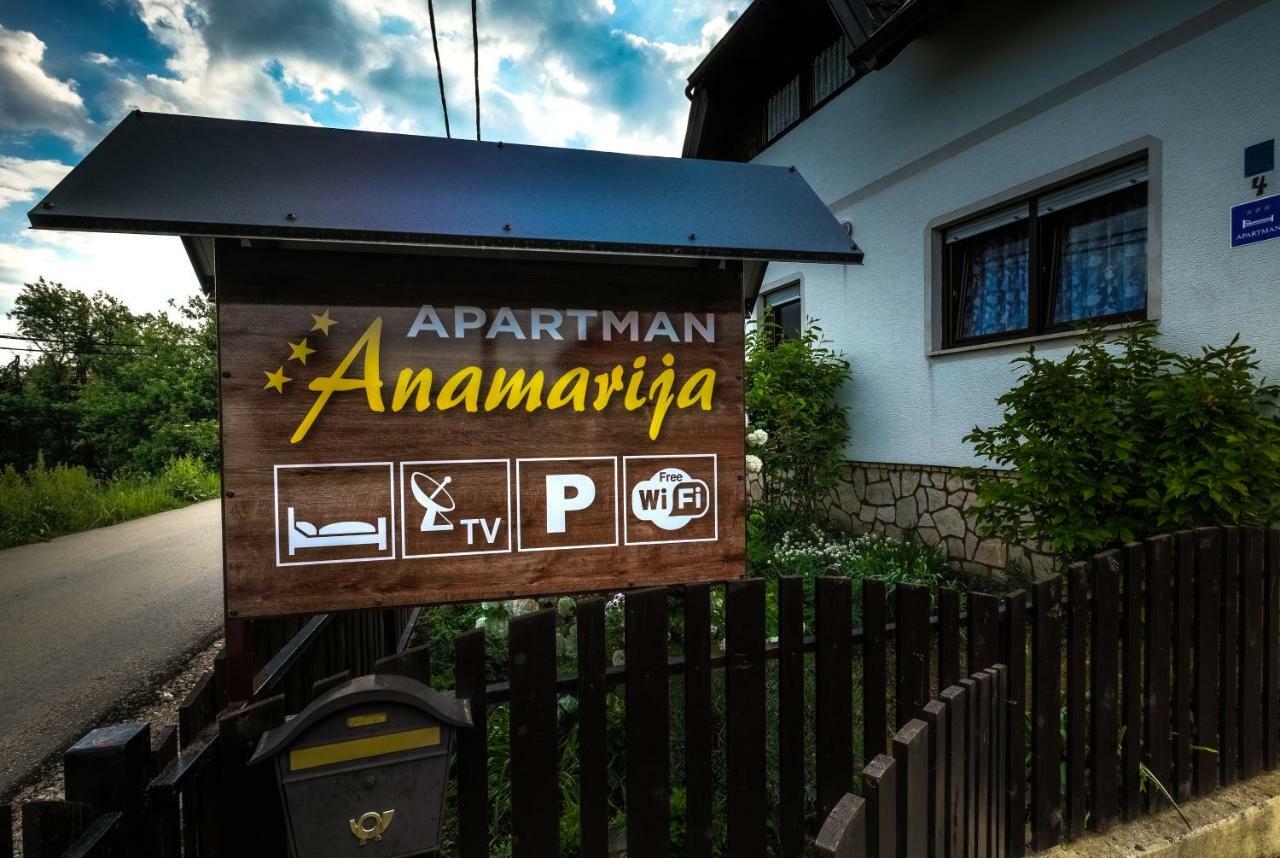 Anamarija Apartments Self Check In, Check Out Licko Petrovo Selo Exterior foto